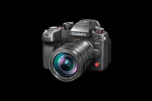 Камера Panasonic Lumix GH6 отримала сенсор з роздільною здатністю 25,2 Мп (рекорд для Micro Four Thirds), активне охолодження та ціну $2200