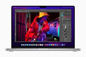 Нові 14- та 16-дюймові ноутбуки Apple MacBook Pro з’являться не раніше березня 2023 року – Марк Гурман